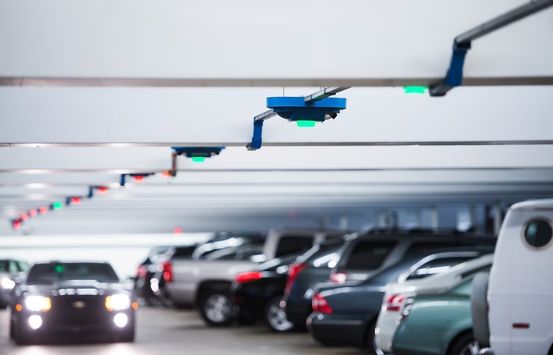 ​Kan smarta parkeringshanteringssystem helt lösa urbana parkeringsutmaningar?
